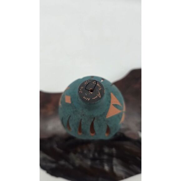 2016 Native American ACOMA NM  Pottery Lizard / Bear Claw Ornament, Signed Lewis - Picture 6 of 11